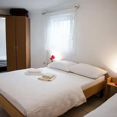 Ana Stjepan Nikolic - Pilgrim's 2nd Guest house 2*