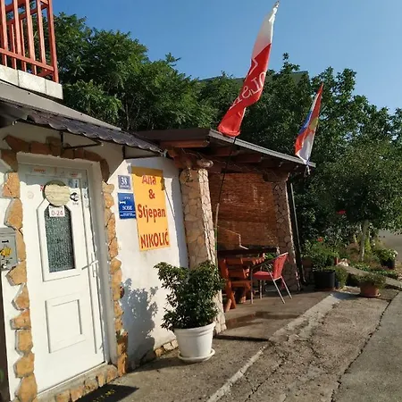 Ana Stjepan Nikolic - Pilgrim's 2nd Guest house 2*