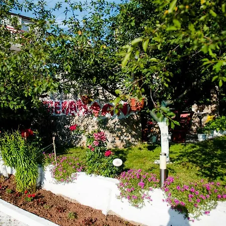 Ana Stjepan Nikolic - Pilgrim's 2nd Guest house Medjugorje